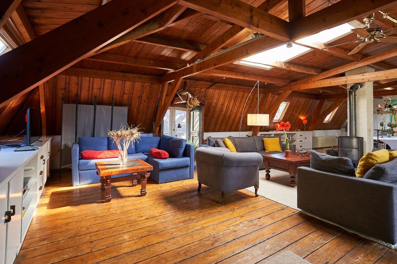 Huis Met De Leeuwenkoppen Dieren Εξωτερικό φωτογραφία